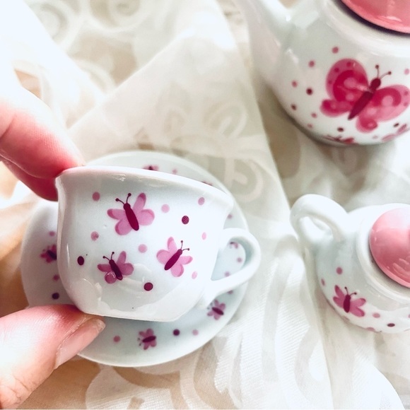 Schylling Butterfly Porcelain Mini Tea Set - Picture 8 of 13